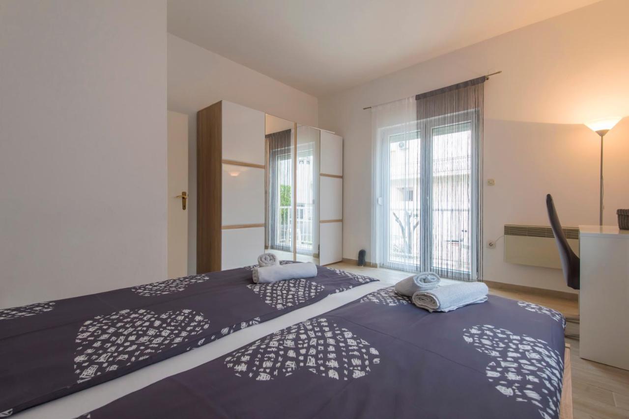 Apartman Miki Borik Zara Esterno foto