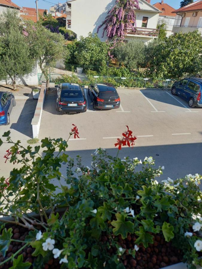 Apartman Miki Borik Zara Esterno foto